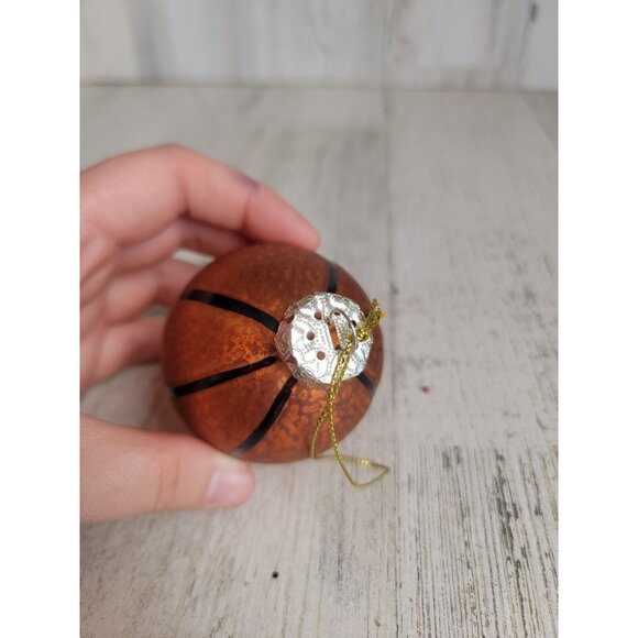 Blown glass basketball sport ornament Xmas - Picture 5 of 6